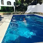 Chloe * Calp
